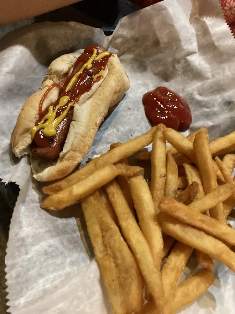 Kiddie Hot Dog with Fries